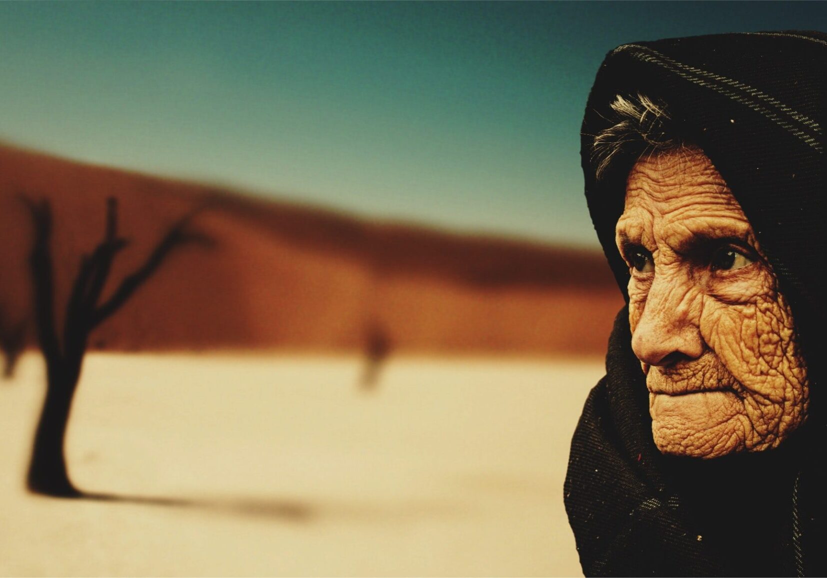 adult-desert-elderly-40509